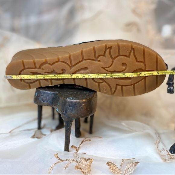 Slip On Sandal w/ floral Asian style embroidery. MM/CN/KR Sz 250 US/CA 7.5-8.5? - Picture 4 of 11